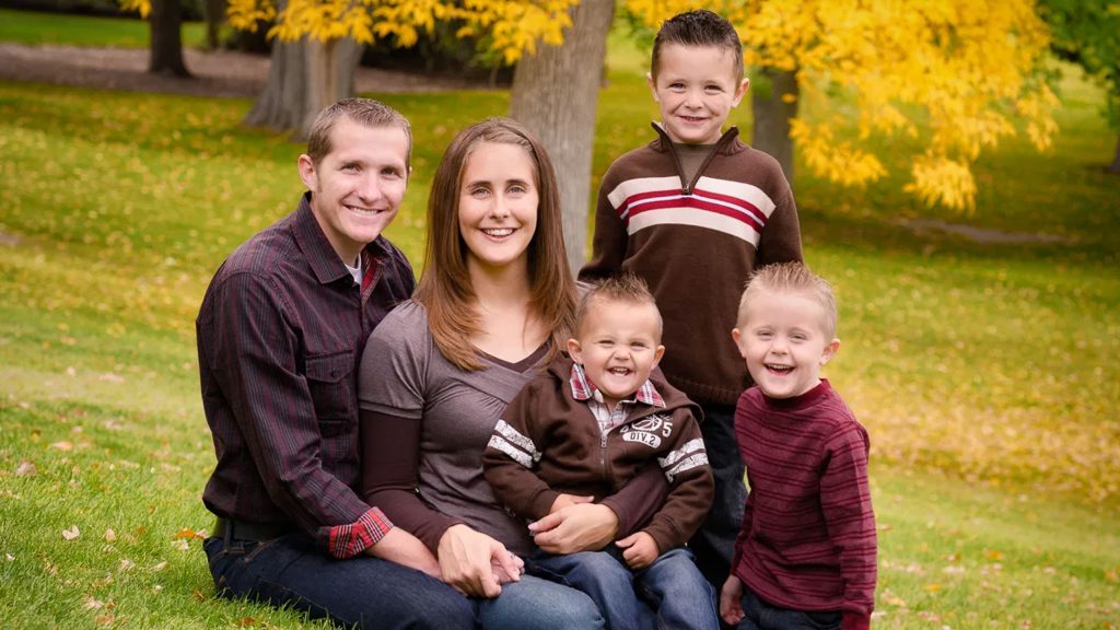 Choosing Where You Should Have Your Family Portrait Session Take Place